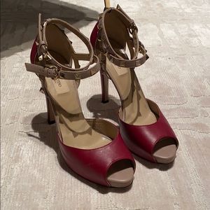 Valentino Garavani Rockstud Open-Toe Pumps